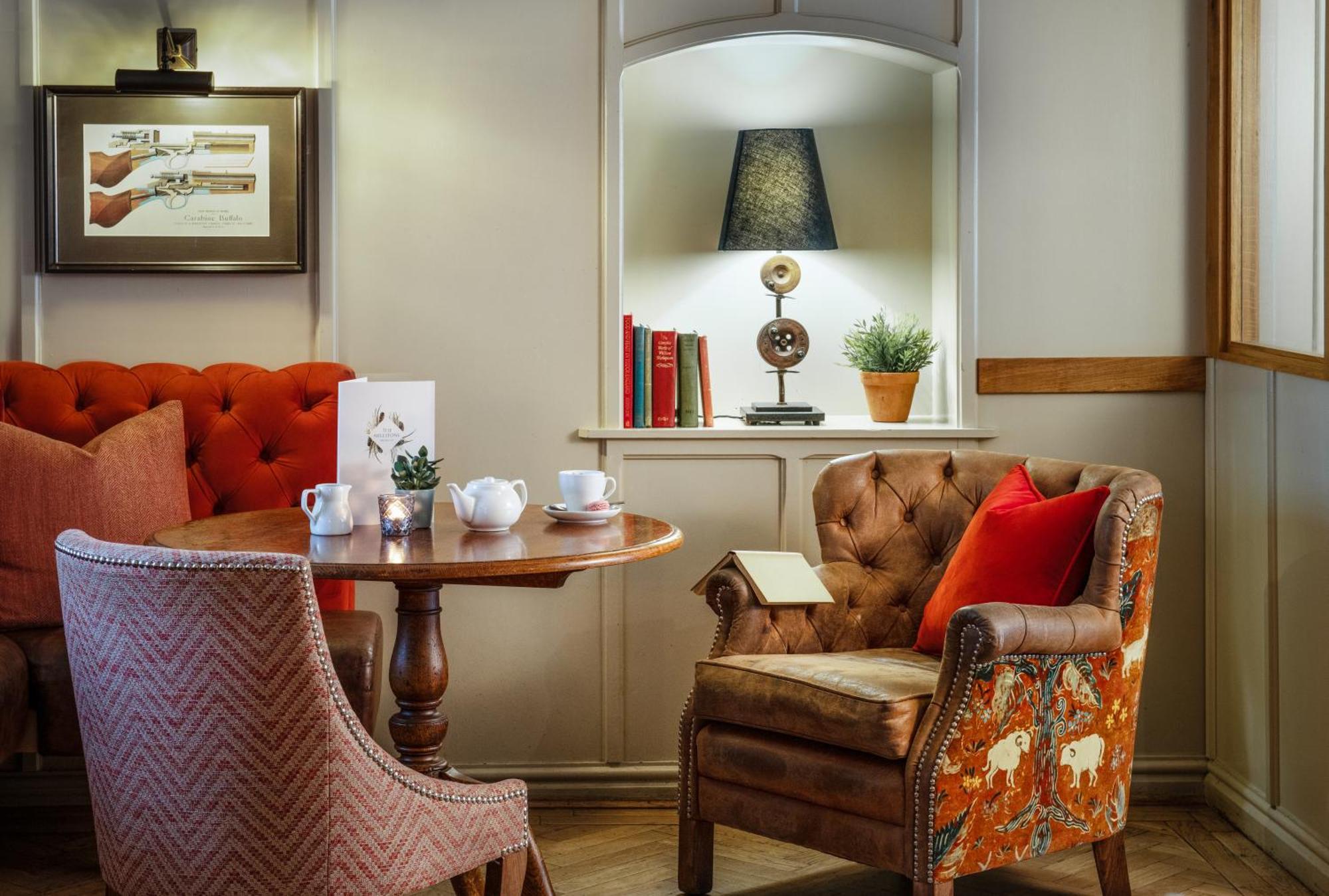 The Millstone, Mellor 호텔 블랙번 외부 사진 The Library at The Old Bank Hotel