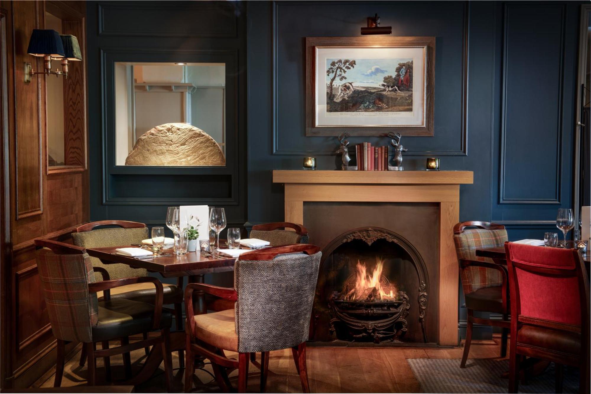 The Millstone, Mellor 호텔 블랙번 외부 사진 The restaurant at The Old parsonage