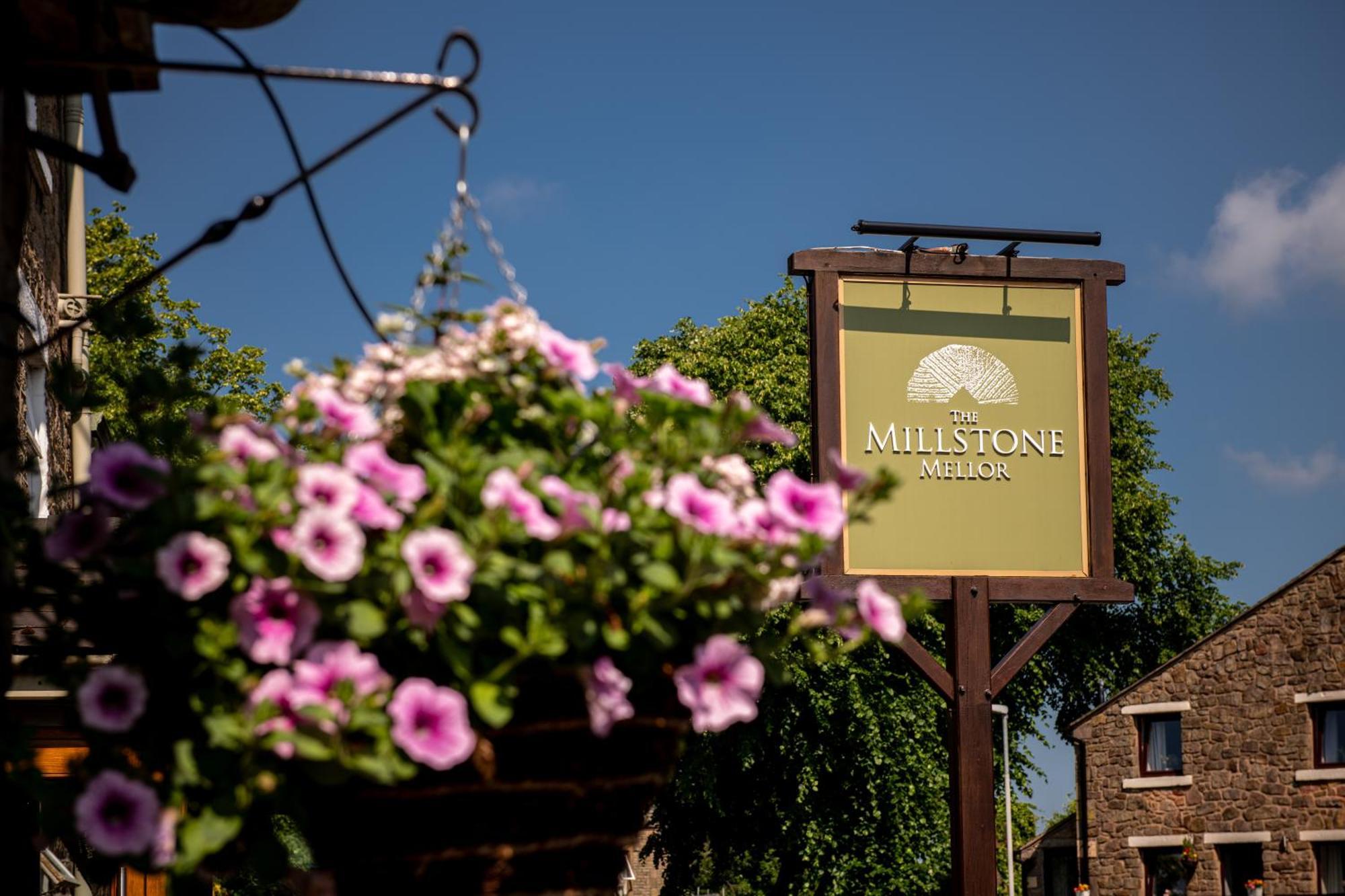 The Millstone, Mellor 호텔 블랙번 외부 사진 The Millstone Inn