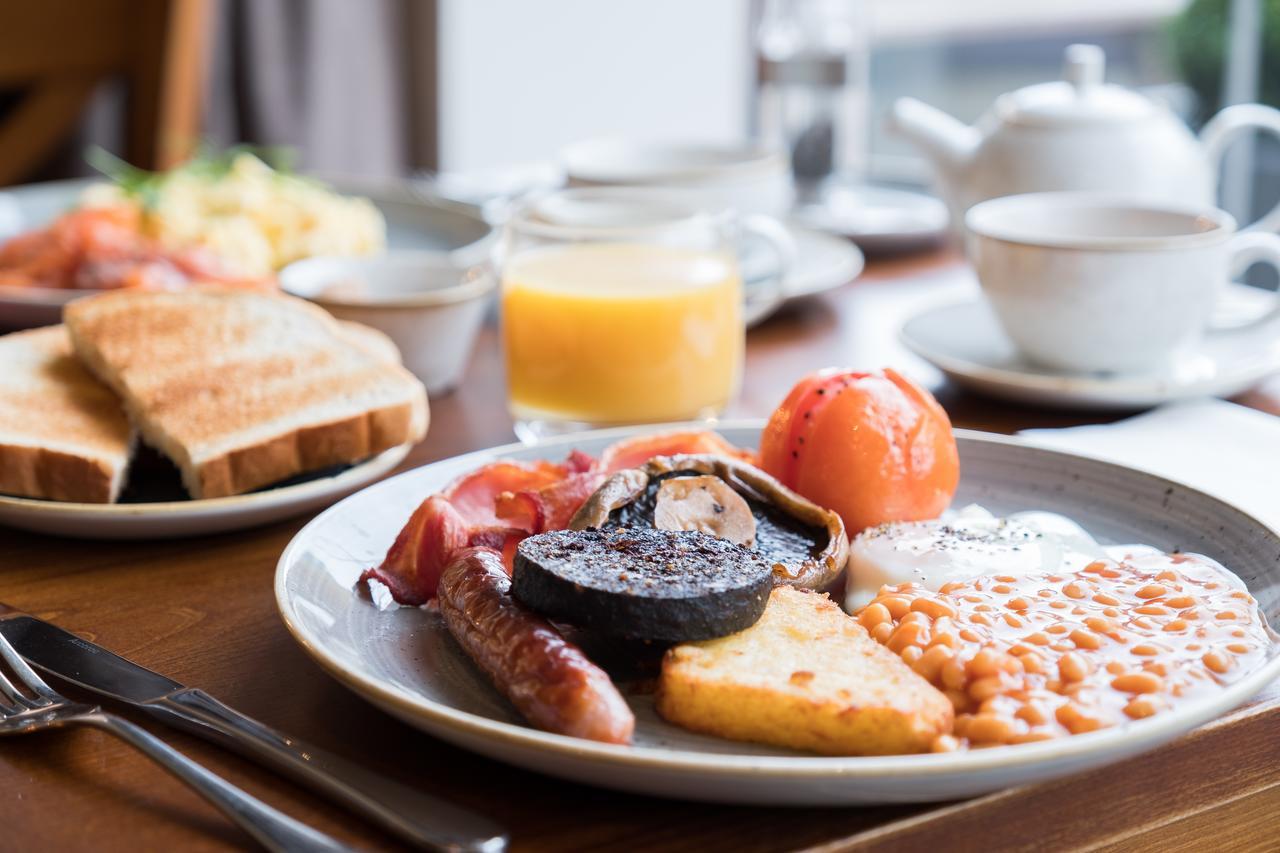 The Millstone, Mellor 호텔 블랙번 외부 사진 English breakfast